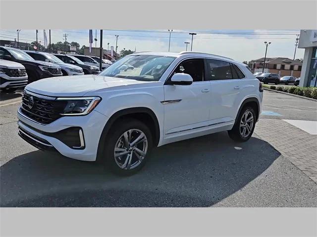 new 2024 Volkswagen Atlas Cross Sport car, priced at $52,346