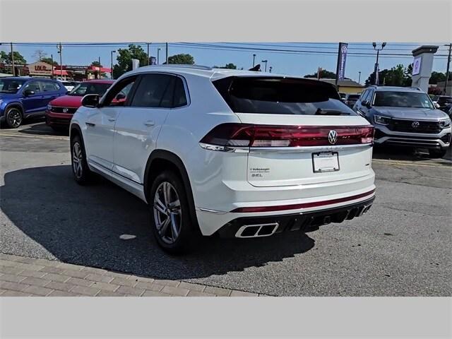 new 2024 Volkswagen Atlas Cross Sport car, priced at $46,346