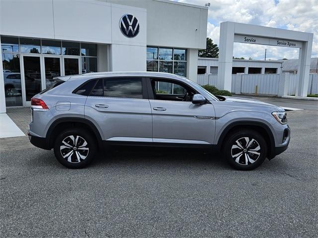 new 2025 Volkswagen Atlas Cross Sport car, priced at $36,361