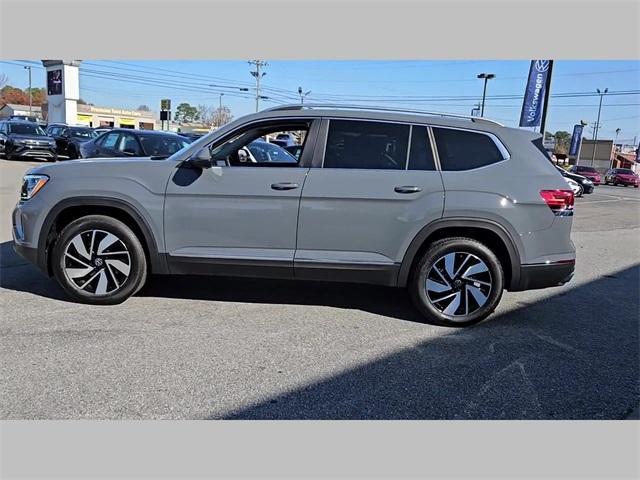 new 2025 Volkswagen Atlas car, priced at $45,631