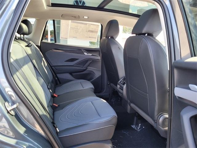 new 2025 Volkswagen Tiguan car, priced at $35,287