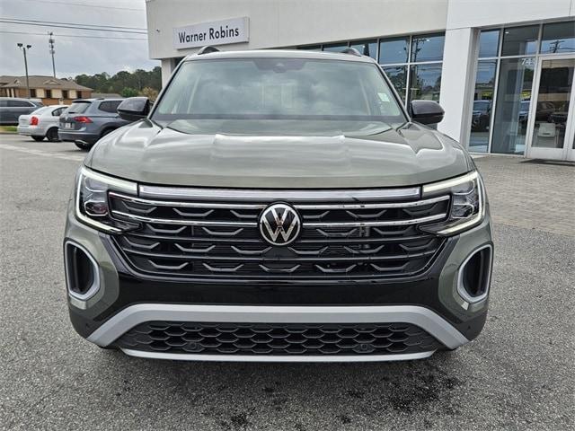 new 2025 Volkswagen Atlas car, priced at $48,501