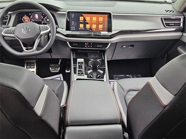 new 2025 Volkswagen Atlas car, priced at $48,501
