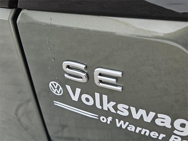 new 2025 Volkswagen Atlas car, priced at $48,501
