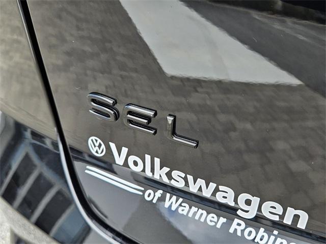 new 2025 Volkswagen Atlas Cross Sport car, priced at $50,521