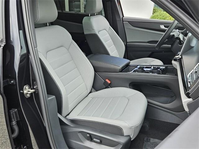 new 2025 Volkswagen Atlas Cross Sport car, priced at $48,771