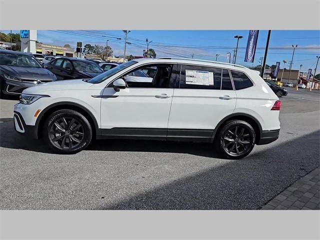 new 2024 Volkswagen Tiguan car, priced at $32,751