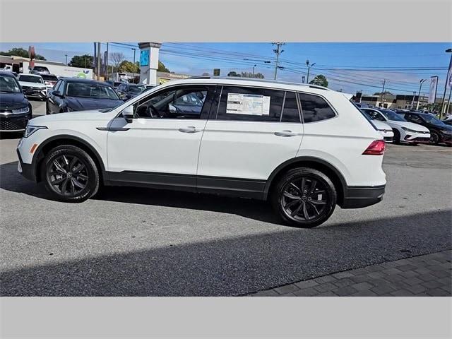 new 2024 Volkswagen Tiguan car, priced at $32,751