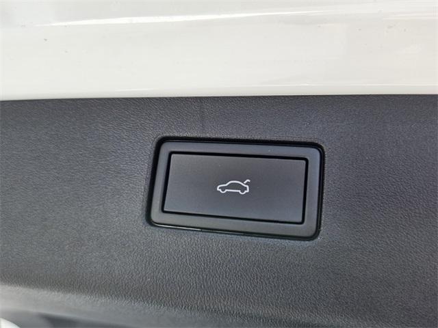 new 2025 Volkswagen Tiguan car, priced at $34,826