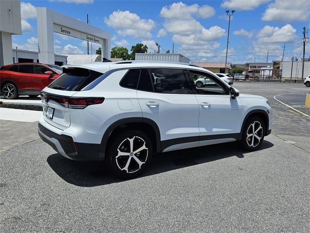 new 2025 Volkswagen Tiguan car, priced at $33,326