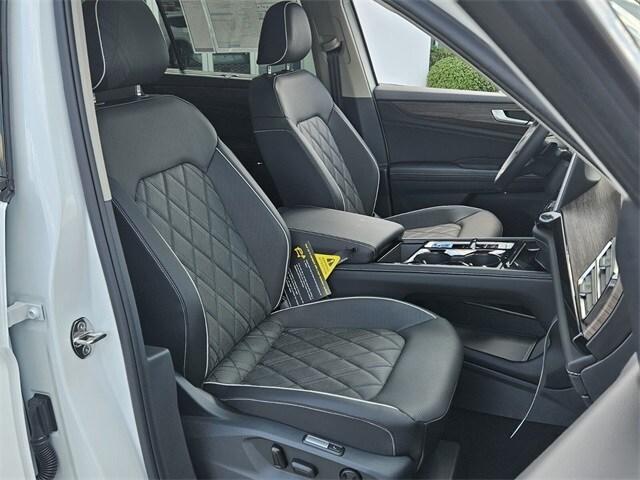 new 2026 Volkswagen Atlas car