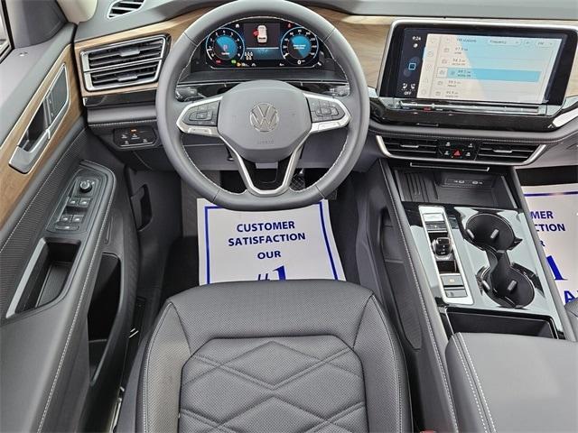 new 2025 Volkswagen Atlas car, priced at $43,186
