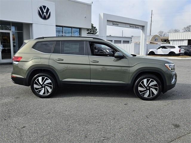 new 2025 Volkswagen Atlas car, priced at $43,686