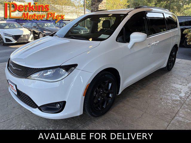 used 2018 Chrysler Pacifica car, priced at $11,995