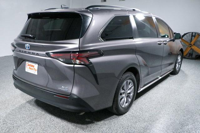 used 2023 Toyota Sienna car, priced at $42,895