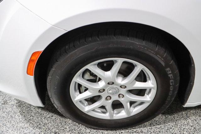 used 2020 Chrysler Pacifica car, priced at $17,995