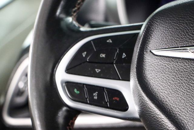 used 2020 Chrysler Pacifica car, priced at $17,995