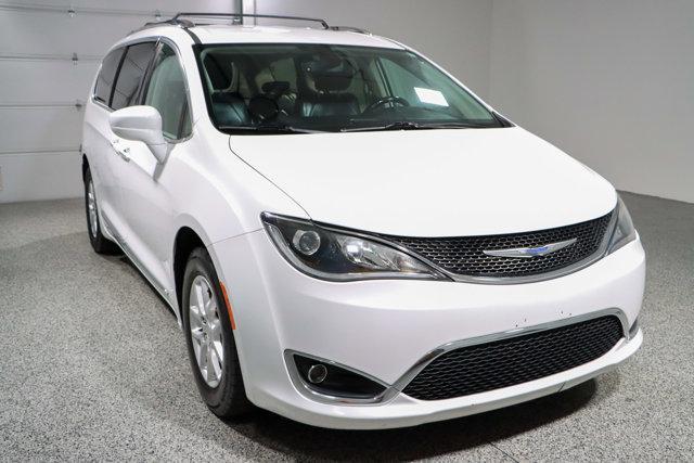 used 2020 Chrysler Pacifica car, priced at $17,995