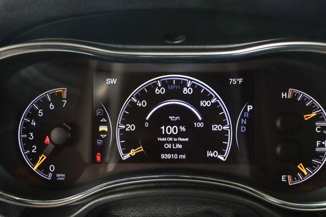 used 2021 Jeep Grand Cherokee car, priced at $19,995