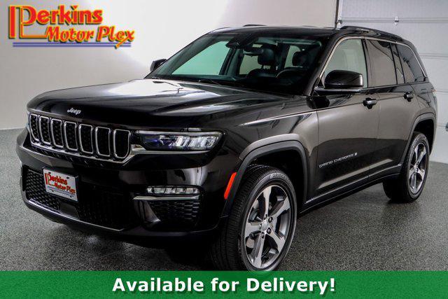 used 2024 Jeep Grand Cherokee car, priced at $40,995