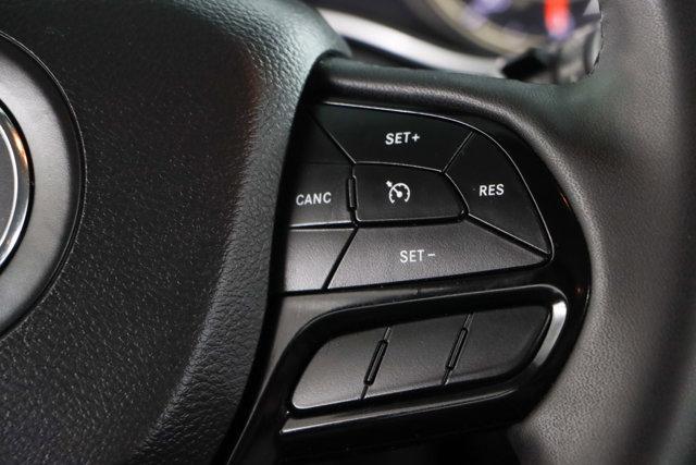used 2021 Jeep Cherokee car, priced at $12,995