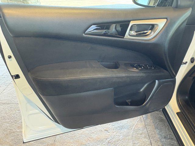 used 2015 Nissan Pathfinder car, priced at $7,995