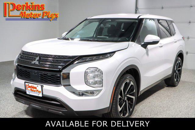 used 2022 Mitsubishi Outlander car, priced at $18,995