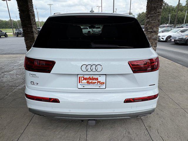 used 2019 Audi Q7 car, priced at $18,995