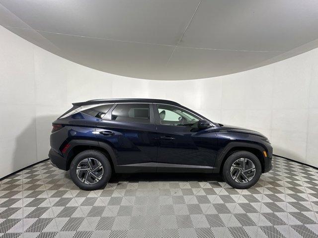 new 2025 Hyundai Tucson Hybrid car, priced at $33,199