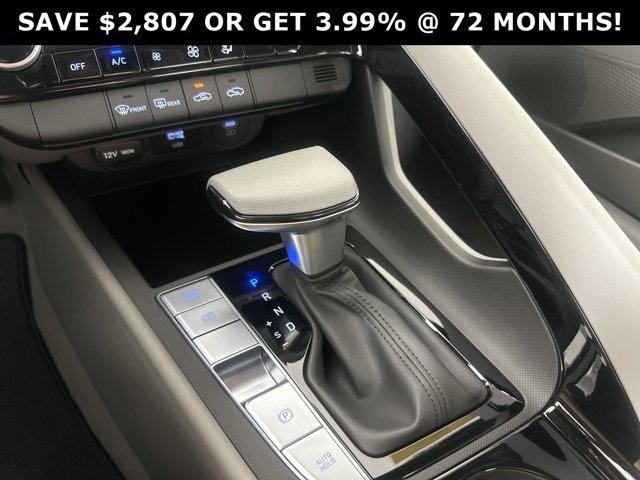 new 2024 Hyundai Elantra HEV car, priced at $25,938