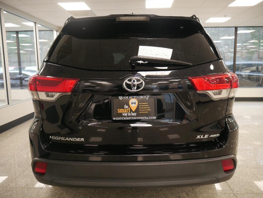 used 2018 Toyota Highlander car, priced at $23,988