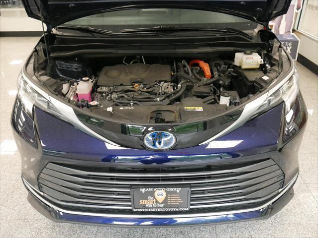 used 2021 Toyota Sienna car, priced at $39,988