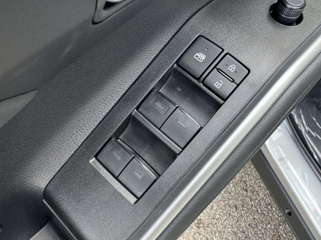 new 2025 Toyota Highlander car, priced at $48,877