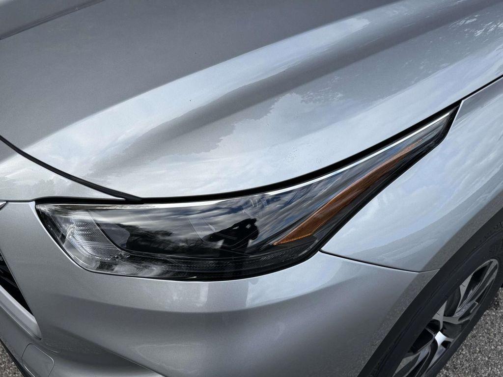 new 2025 Toyota Highlander car, priced at $48,877