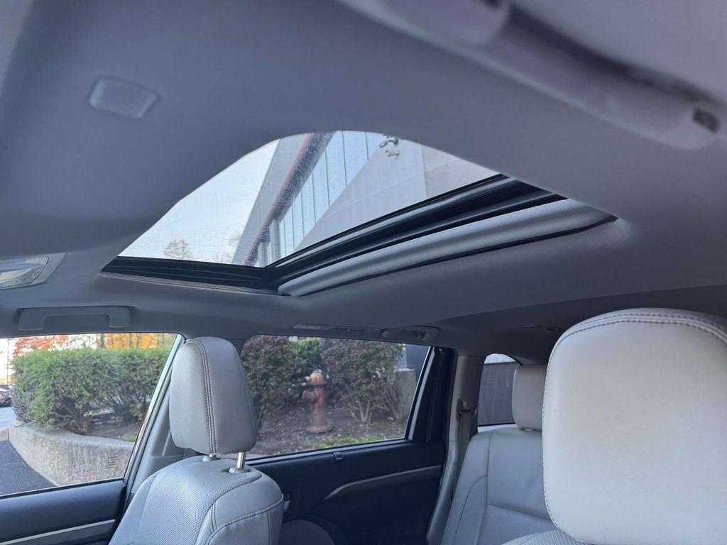 used 2019 Toyota Highlander car, priced at $26,388