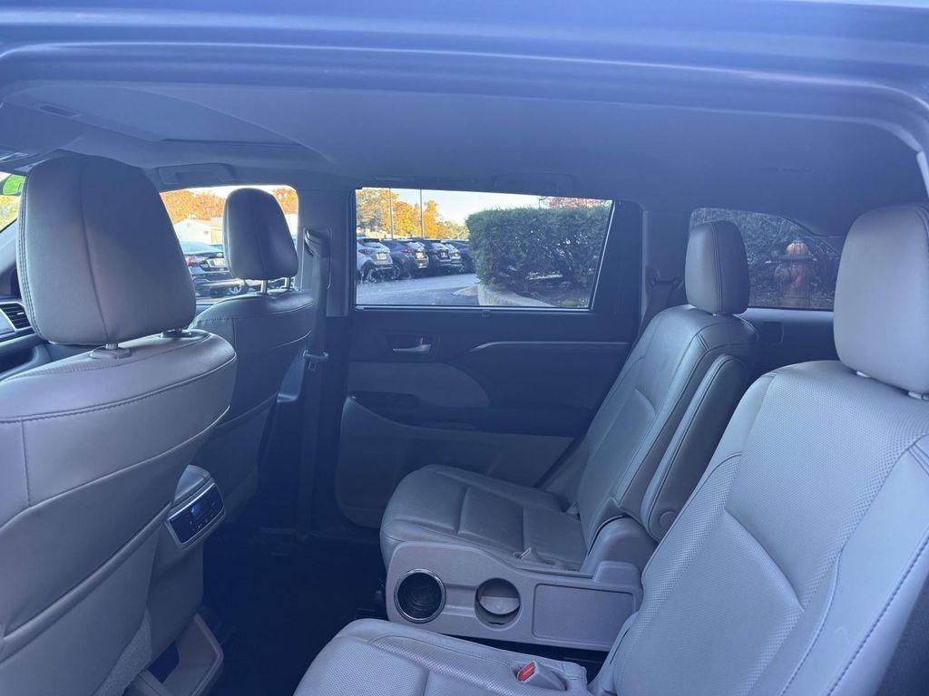 used 2019 Toyota Highlander car, priced at $26,388