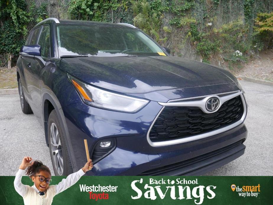 used 2024 Toyota Highlander car, priced at $44,888