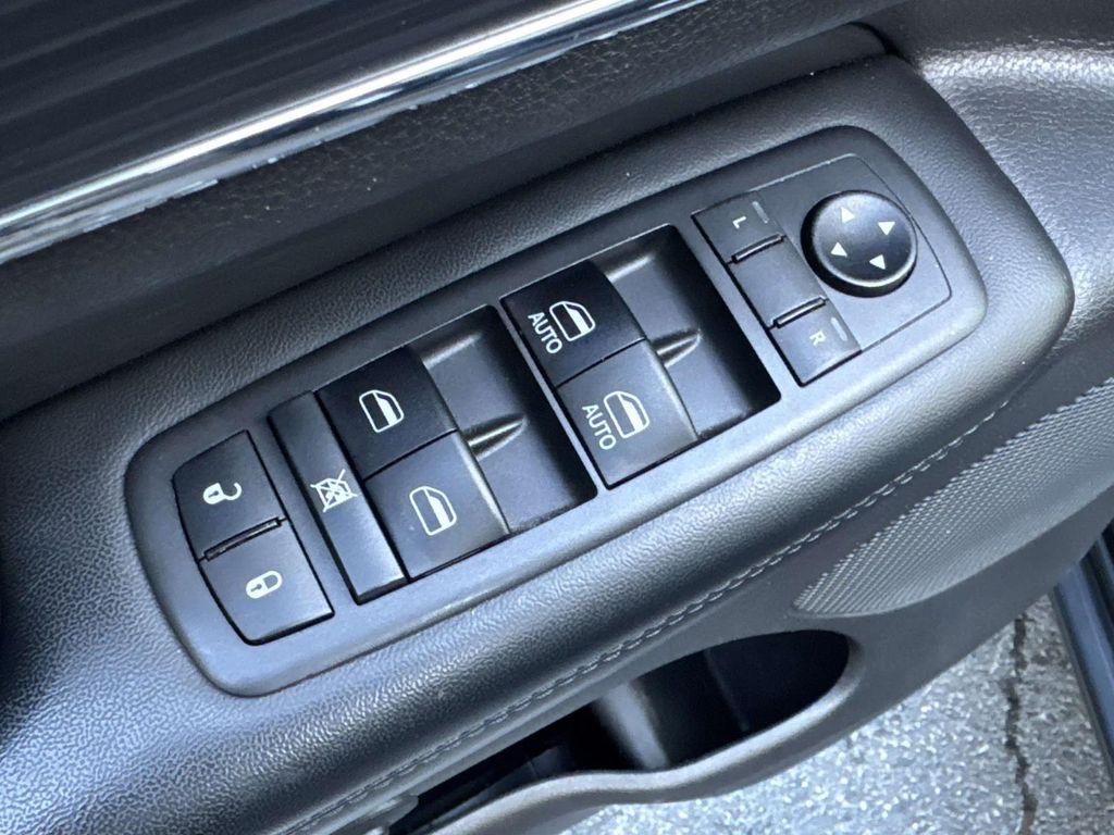 used 2019 Jeep Grand Cherokee car, priced at $14,988