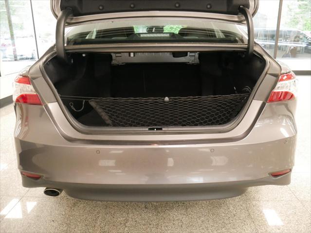used 2018 Toyota Camry Hybrid car, priced at $19,888