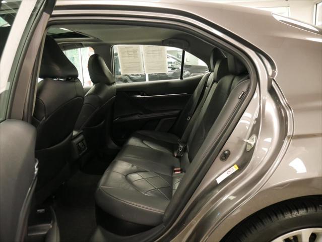 used 2018 Toyota Camry Hybrid car, priced at $19,888