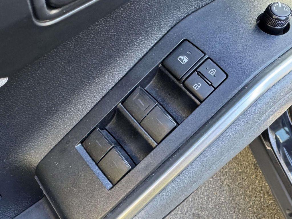 used 2022 Toyota Highlander car, priced at $31,888