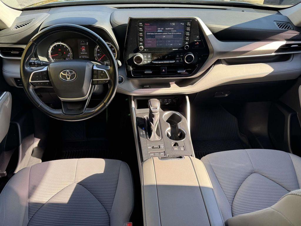 used 2022 Toyota Highlander car, priced at $31,888