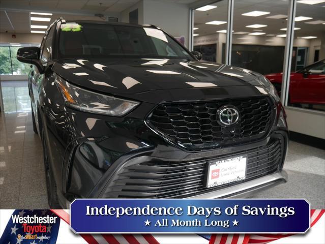 used 2023 Toyota Highlander car, priced at $39,488