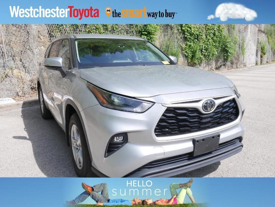 used 2021 Toyota Highlander car, priced at $29,298