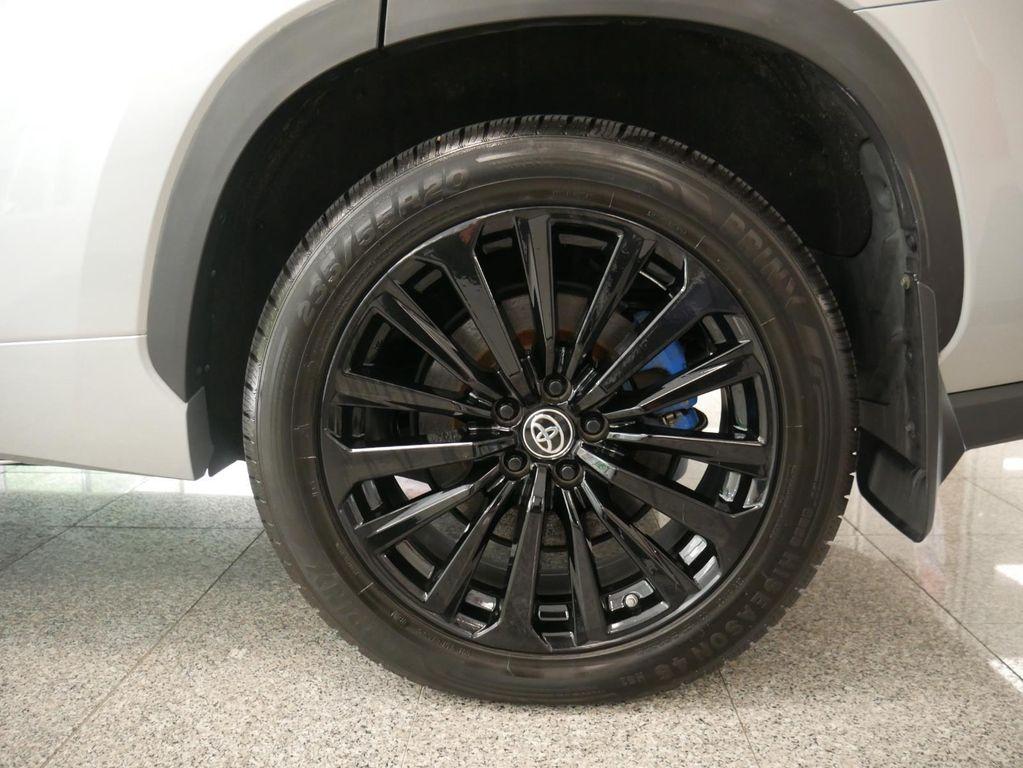used 2023 Toyota Highlander car, priced at $35,988