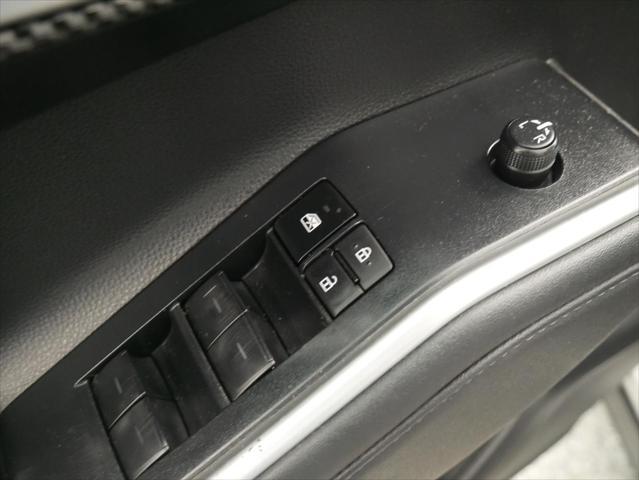 used 2023 Toyota Highlander car, priced at $38,588