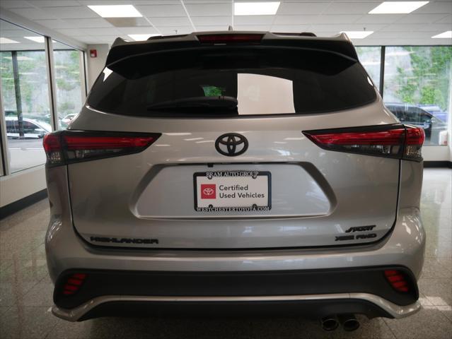 used 2023 Toyota Highlander car, priced at $38,588
