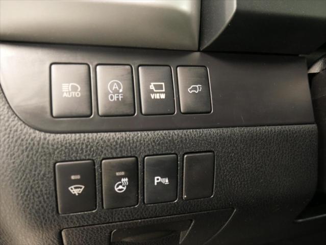 used 2019 Toyota Highlander car, priced at $30,688