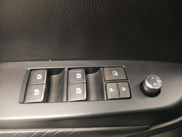 used 2019 Toyota Highlander car, priced at $30,688