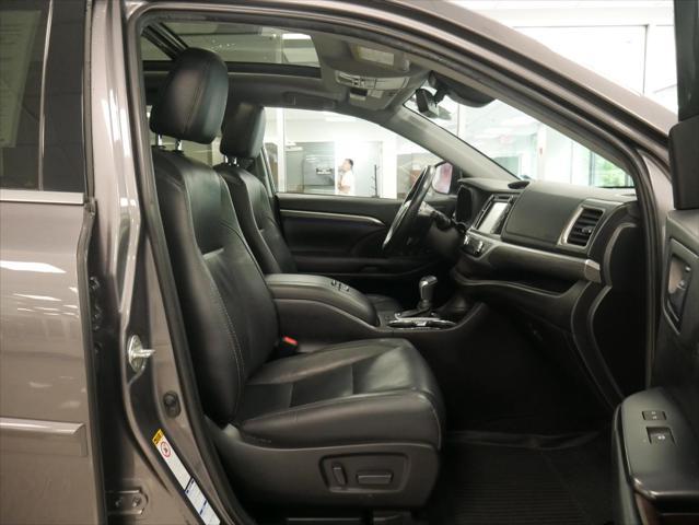 used 2019 Toyota Highlander car, priced at $30,688